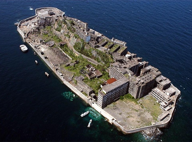 値下げ　三菱鉱業セメント監修　ユネスコ登録世界文化遺産高島炭鉱歴（軍艦島含む） 値下げ 三菱鉱業セメント監修 ユネスコ登録世界文化遺産高島炭鉱